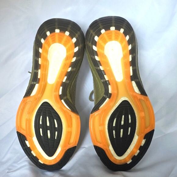 Adidas Mens 7.5 Ultraboost 22 Running Athletic Shoe in Green Orange - Picture 7 of 16